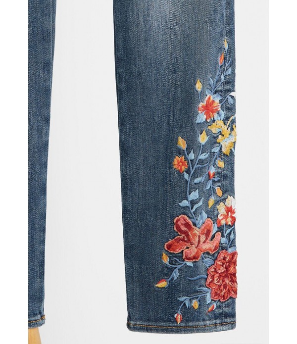 Botanical Twist Embroidered Skinny Jeans