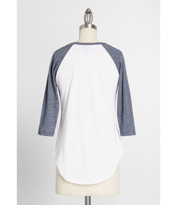 Love Graphic Raglan Tee