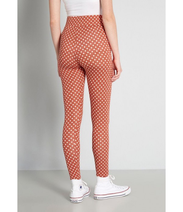 Handstand Hero Leggings