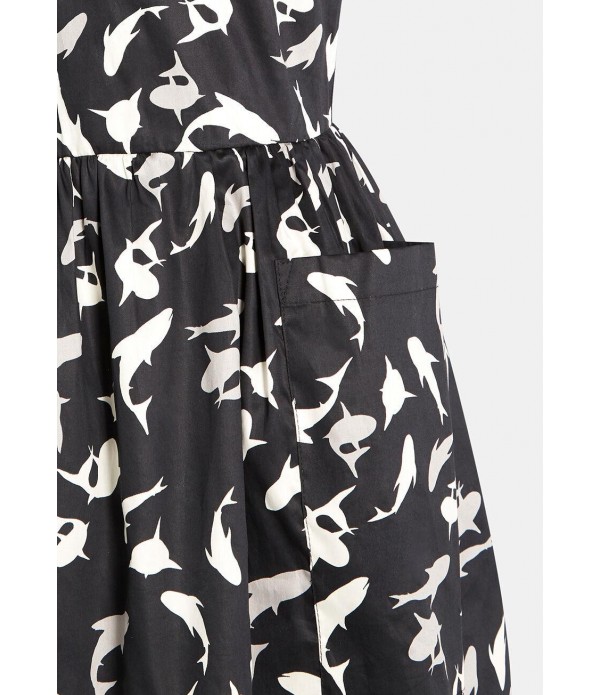 Bold Notion Sleeveless Dress