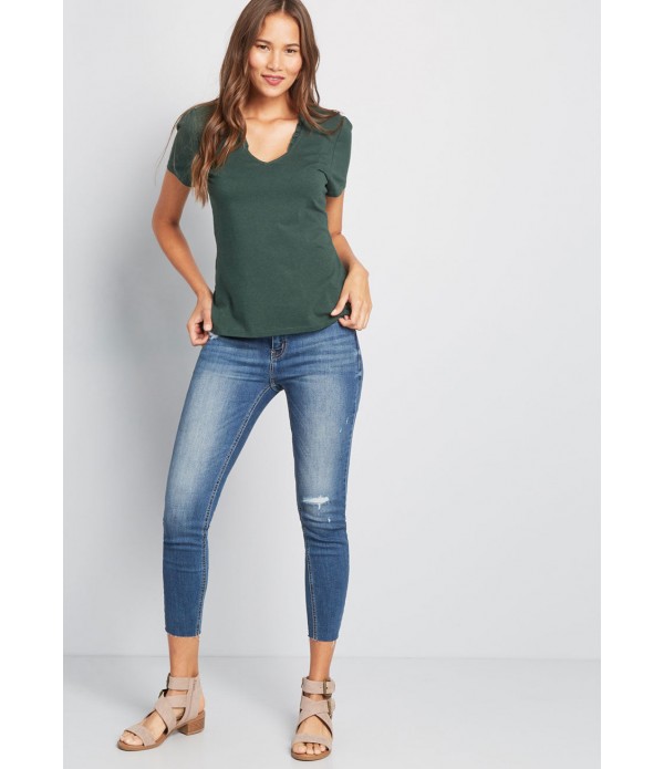 Little Somethin' Tee