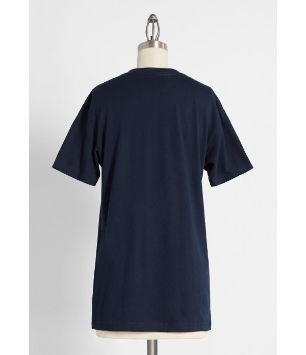 Curl Up With a Book Graphic Tee