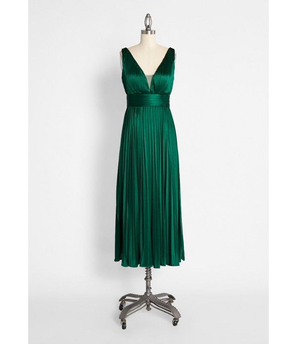 Fete Focused Midi Dress