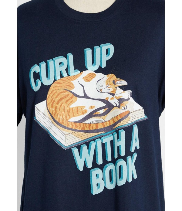 Curl Up With a Book Graphic Tee