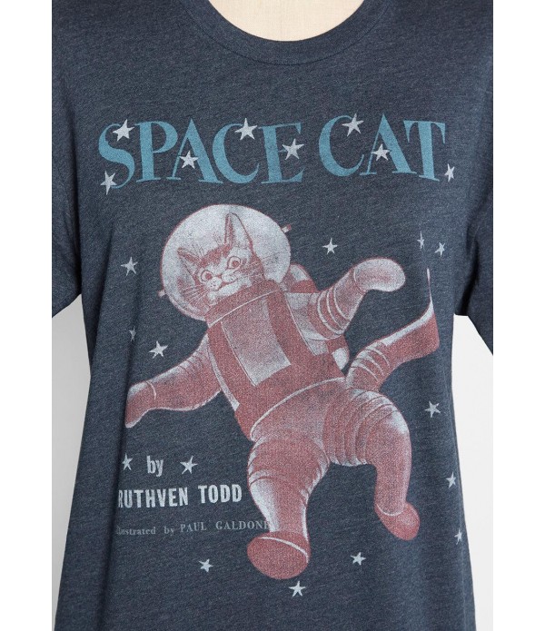 Spectacular Space Cat Graphic Tee