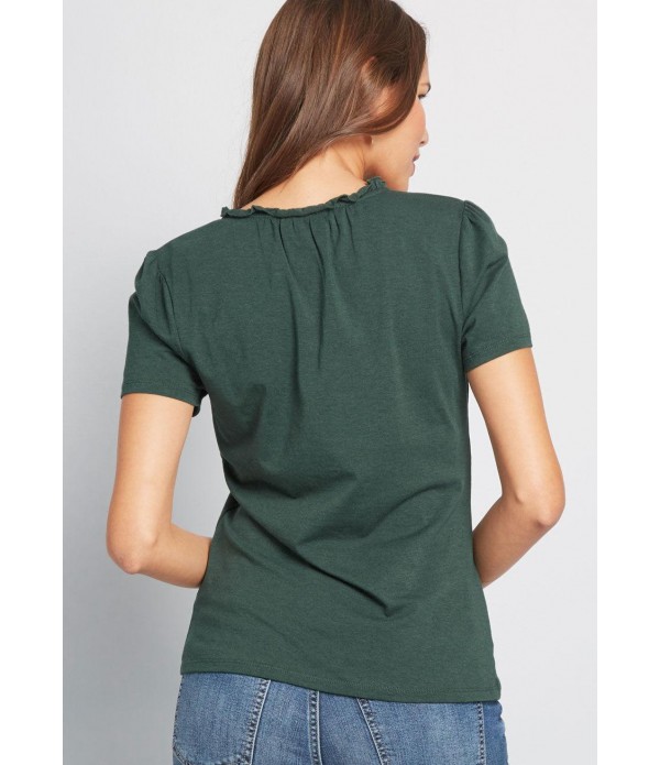Little Somethin' Tee