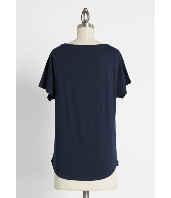 Reading the Classics Graphic Tee
