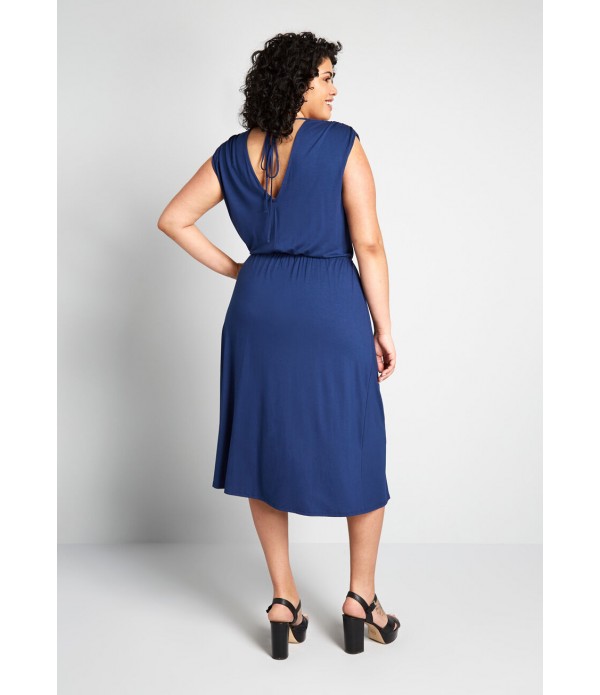 Grace on the Go Midi Dress