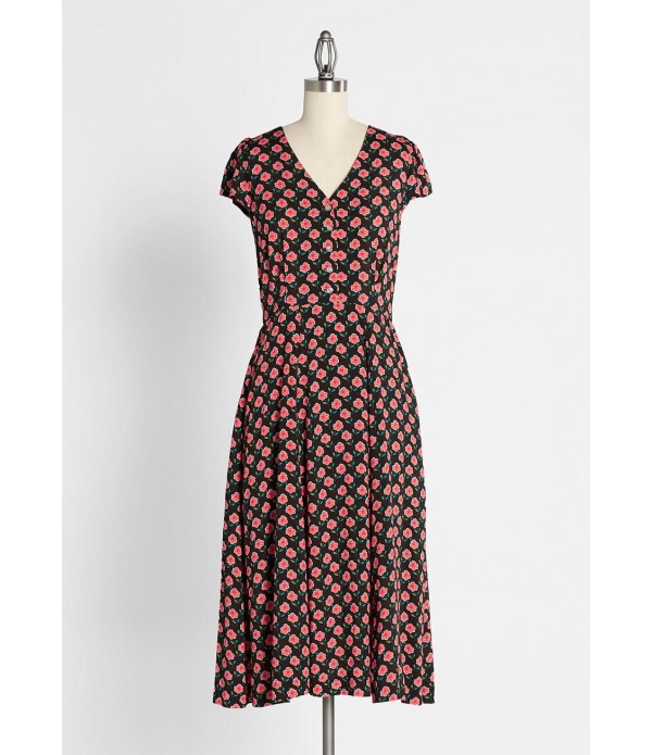 A Pocketful of Pretty Midi Dress