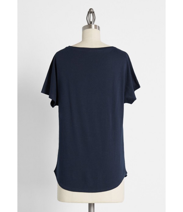 Reading the Classics Graphic Tee