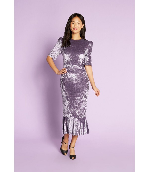 Frill of the Crush Midi Dress
