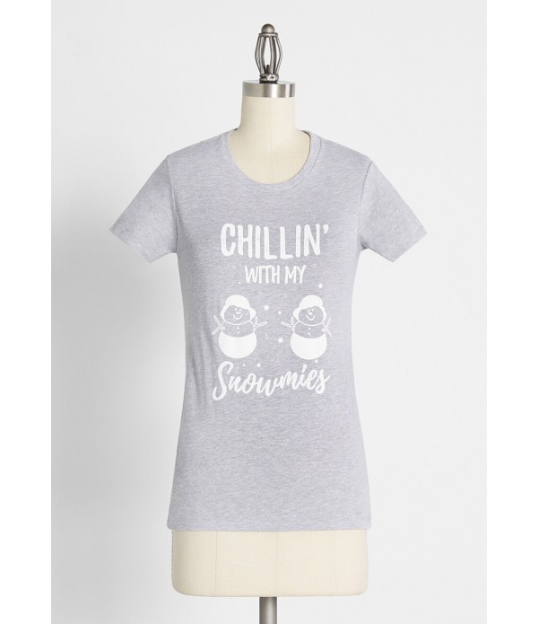 Chillin' With My Snowmies Graphic Tee