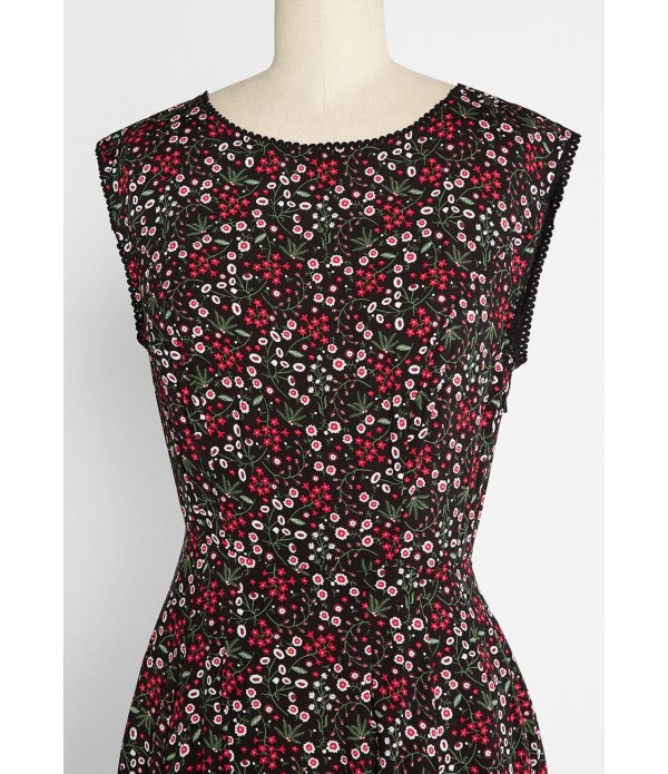 A Reach for Recherché Dress