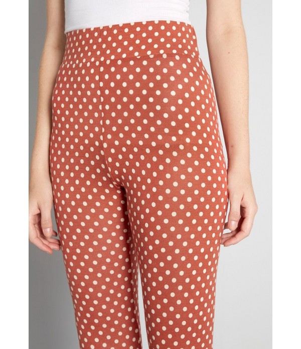 Handstand Hero Leggings