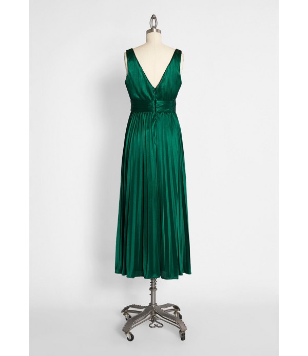 Fete Focused Midi Dress