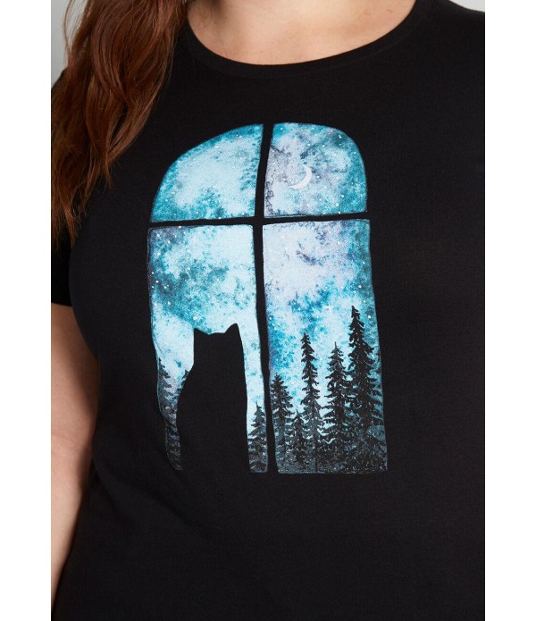 Catty Silhouette Graphic Tee