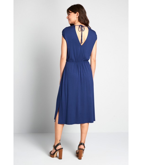 Grace on the Go Midi Dress