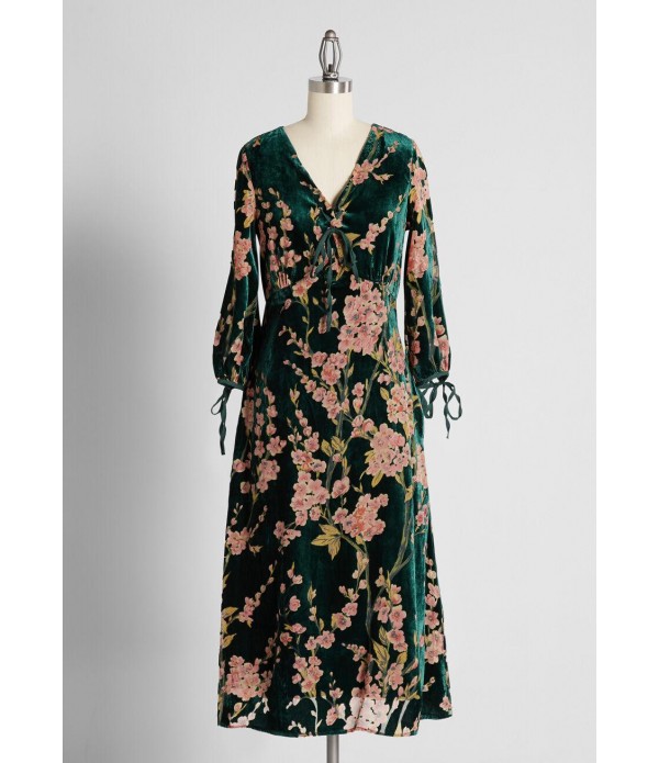 Fields of Freesia Velvet Midi Dress