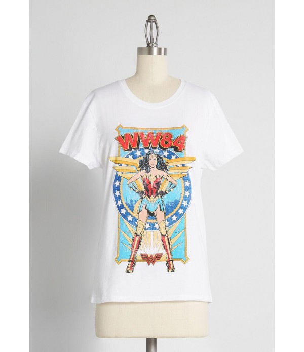 Wonder Woman 1984 Retro Graphic Tee