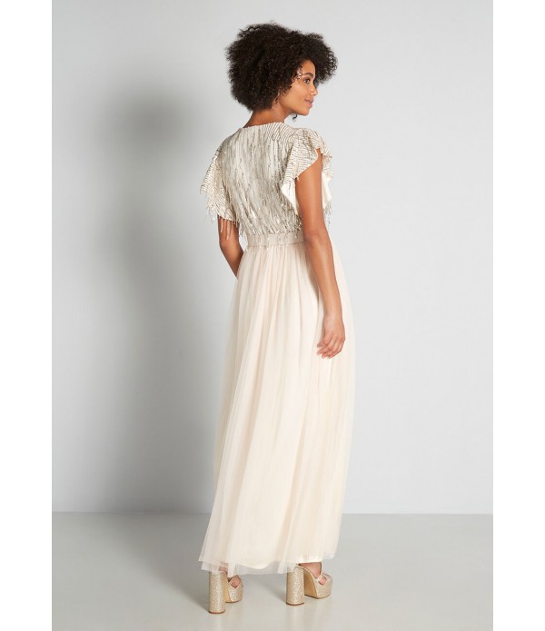A Toast to the Most Maxi Dress